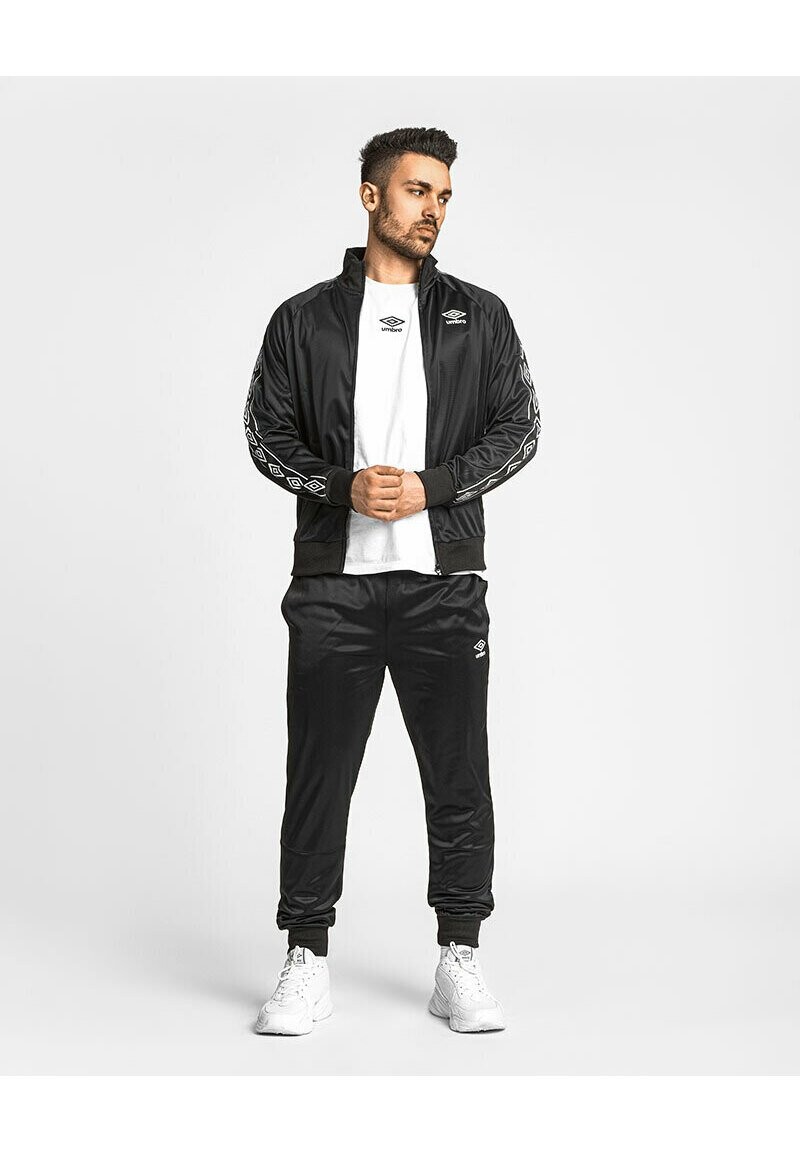 

Спортивный костюм SET Umbro, цвет nero