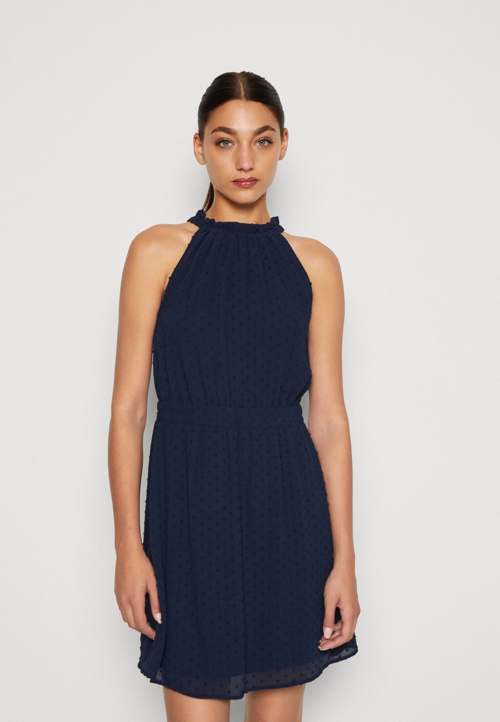 

Элегантное платье Vero Moda
