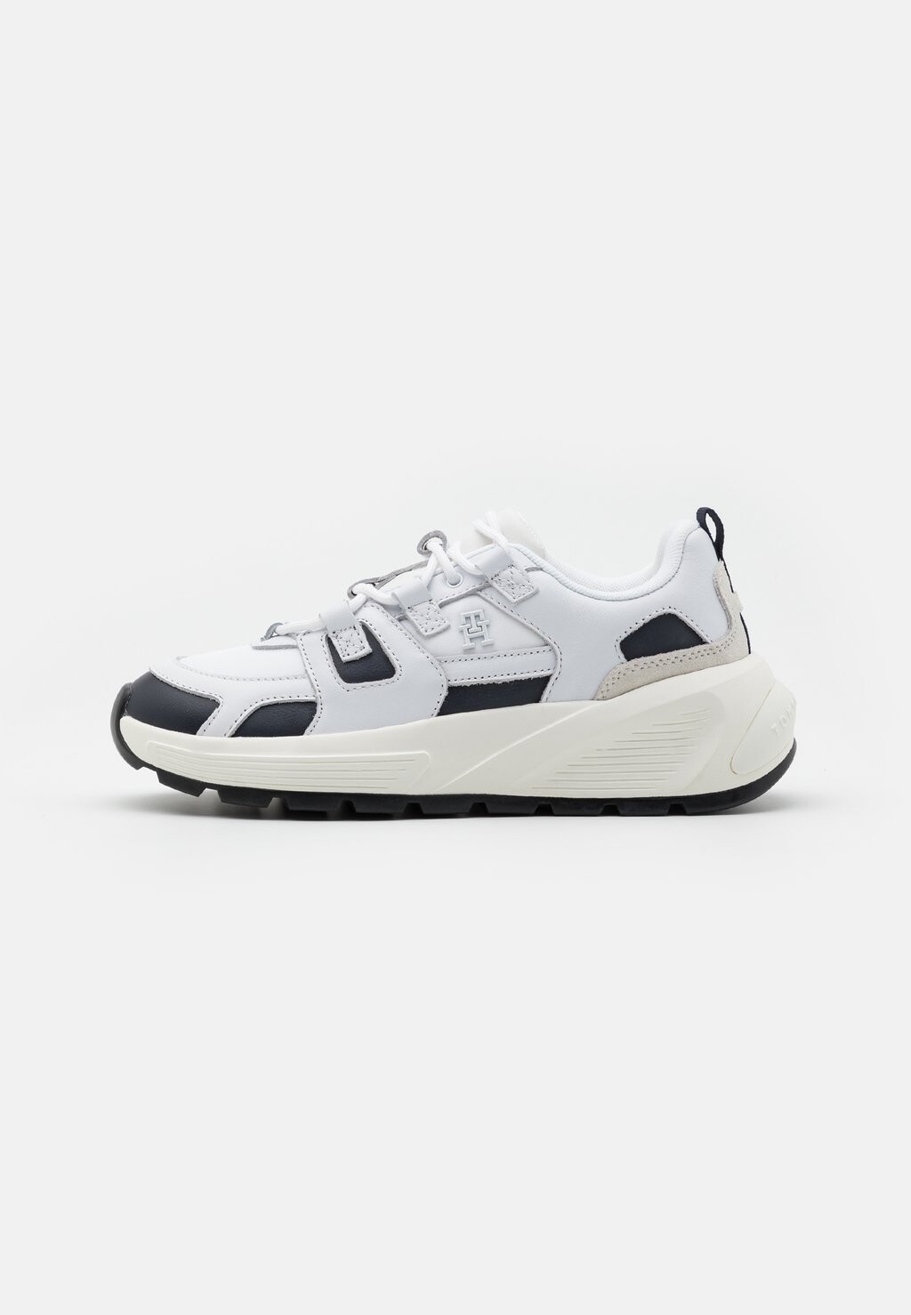 цена Кроссовки Tommy Hilfiger PREMIUM RUNNER, цвет white/space blue