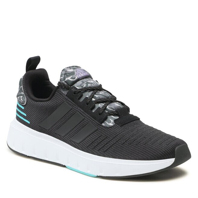 

Кроссовки adidas SwiftRun, черный