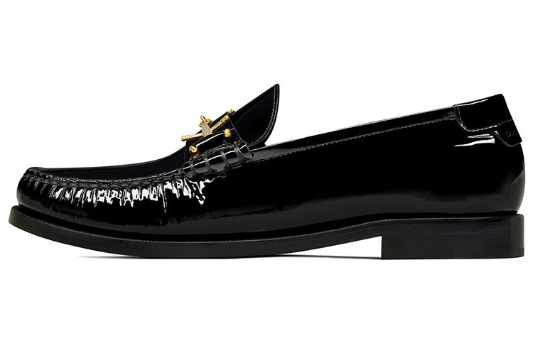 

Мокасины из лакированной кожи Le Loafer Saint Laurent