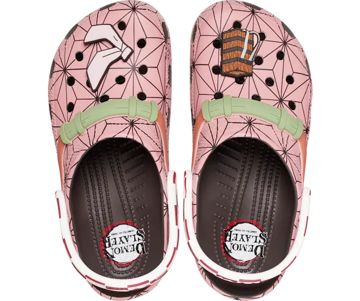 

Классический сабо «Убийца демонов Незуко» Crocs мужские, цвет Espresso