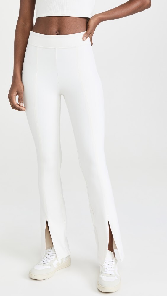 

Леггинсы Alo Yoga Airbrush High Waist 7/8 Flutter Leggings, слоновая кость