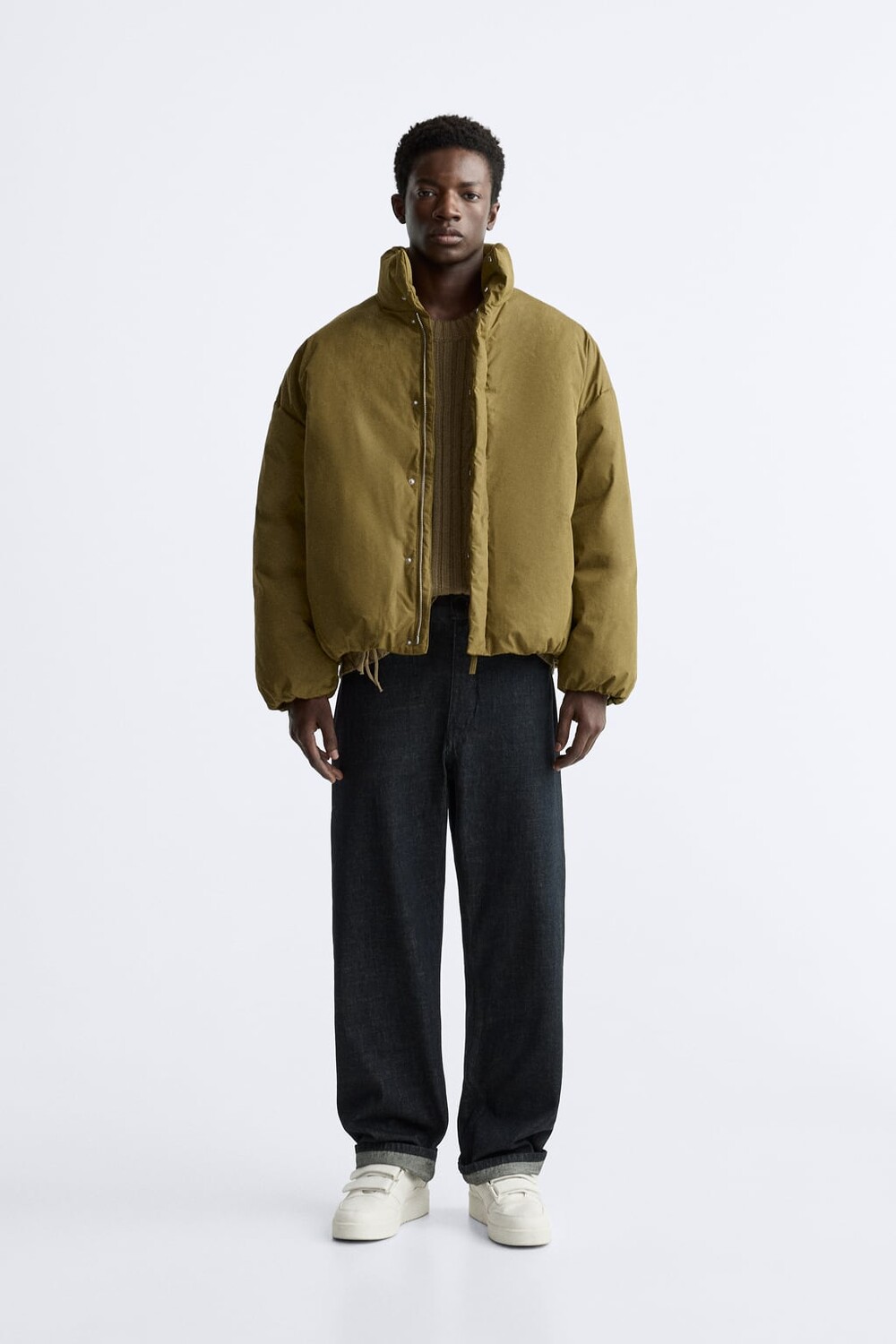 

Пуховик техничной куртки ZARA, хаки