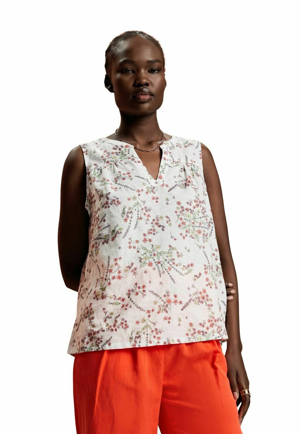 

Блузка edc by Esprit
