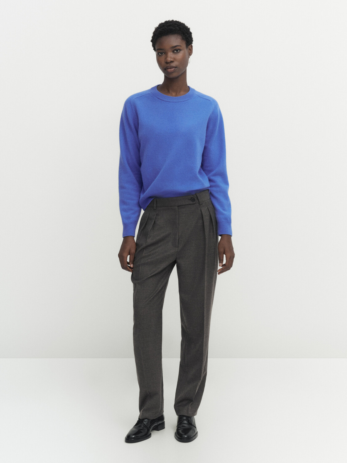 

Свитер из полушерсти с круглым вырезом Massimo Dutti, синий