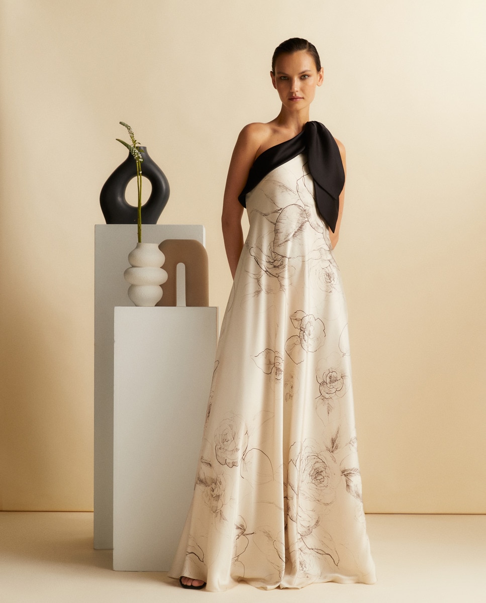 Длинное струящееся платье с принтом El Corte Inglés, белый платье струящееся с цветочным принтом длинное 54 фиолетовый