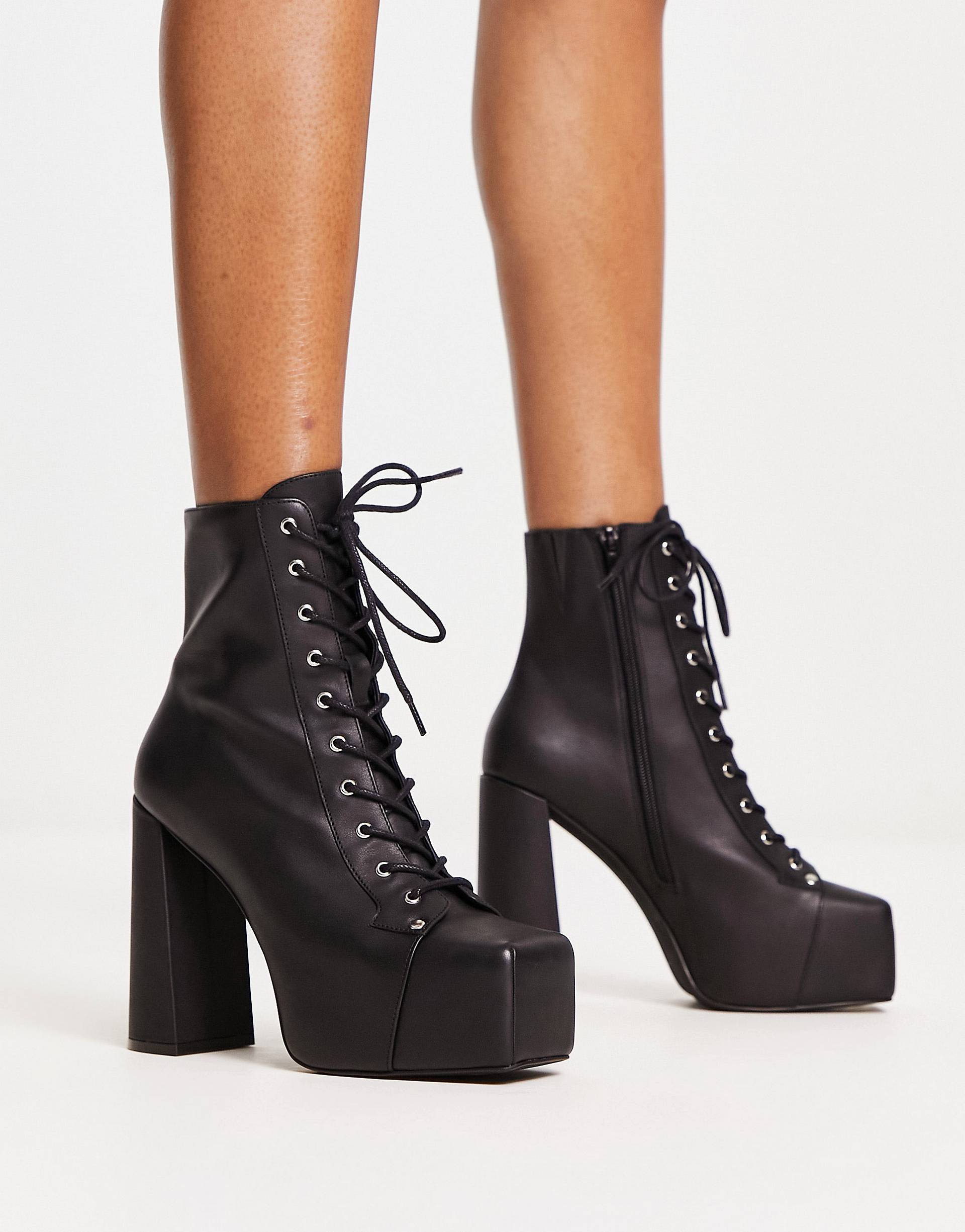 

Черные ботинки на шнуровке Jeffrey Campbell Akita