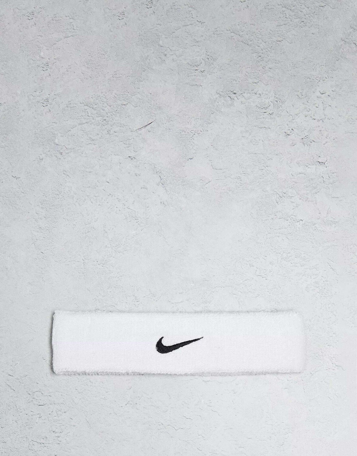 

Белая унисекс повязка на голову Nike Training Swoosh