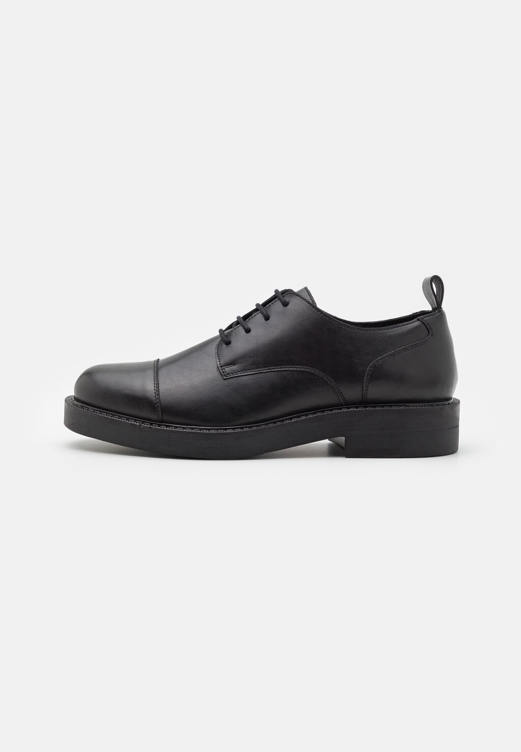 

Ботинки Leather Zign Studio, цвет black