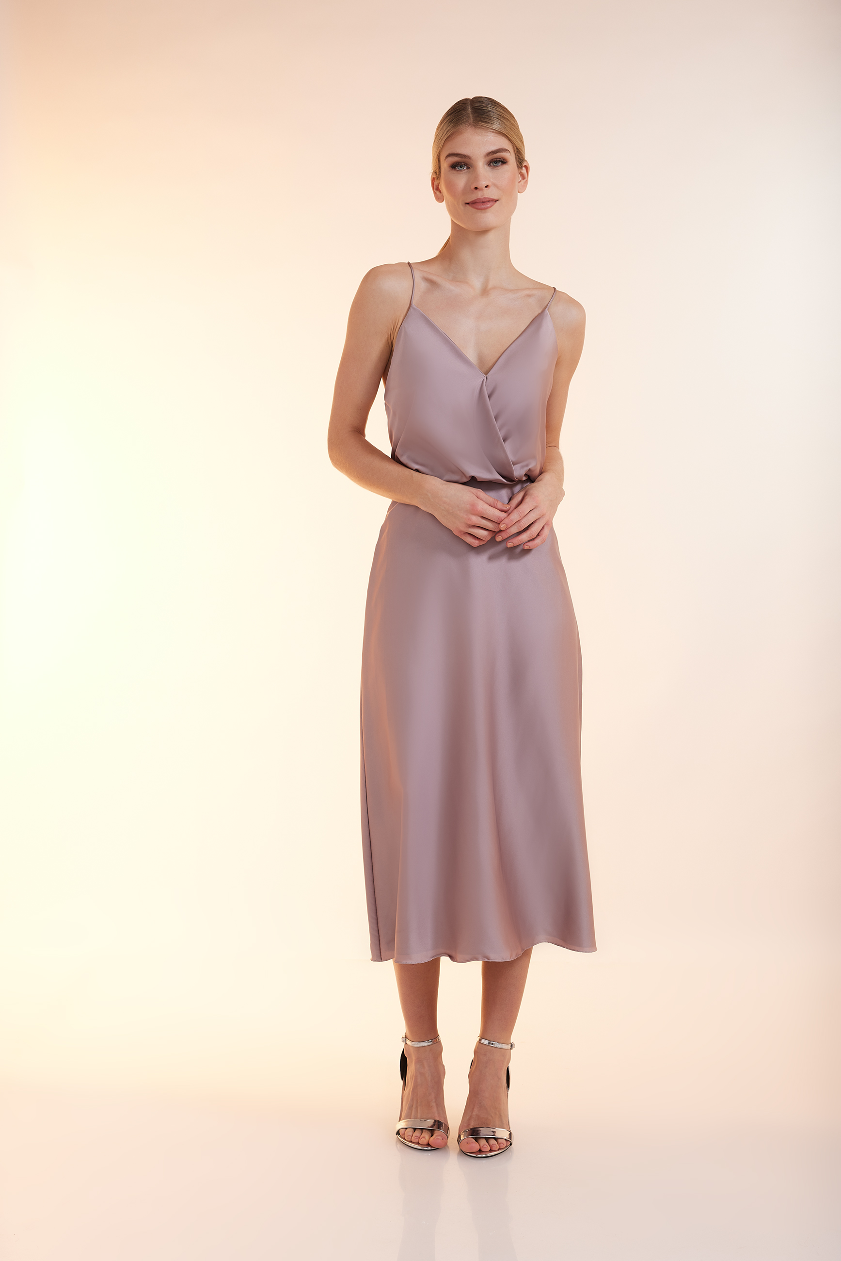 Платье Unique Cocktail Luxe Slip Dress Midi, цвет Cloud