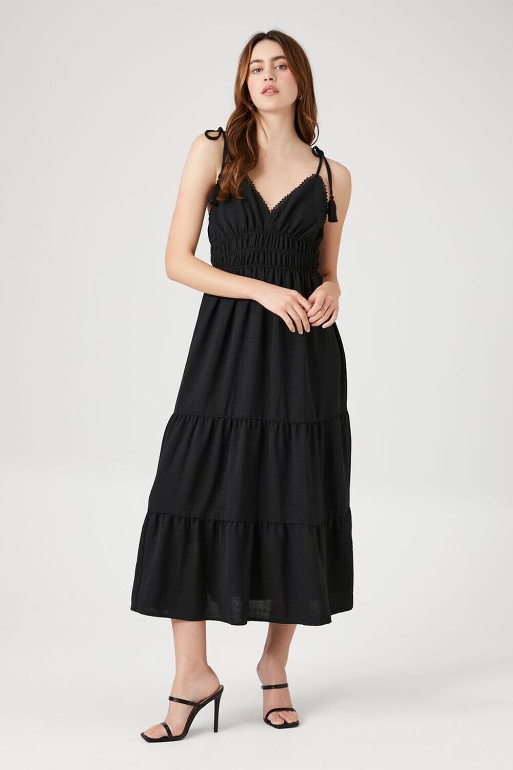 

Платье миди с кисточками, связанное крючком Forever 21, черный