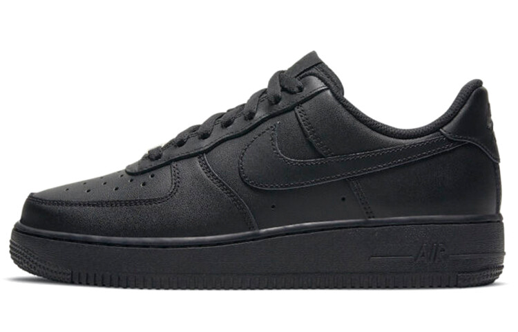 

Женские низкие кроссовки Nike Air Force 1 Low Triple Black, чистый черный цвет