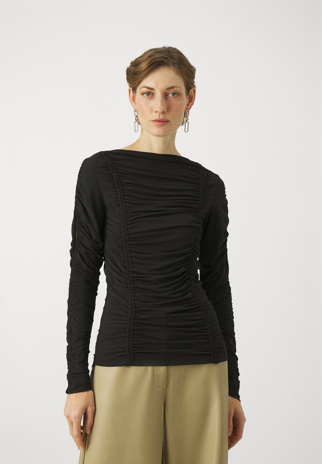 

Топ с длинными рукавами CLARKE SENSUAL DRAPE 2nd Day, черный