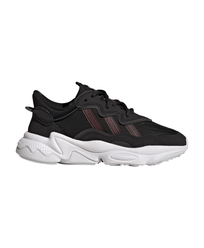 

Кроссовки Adidas, черный