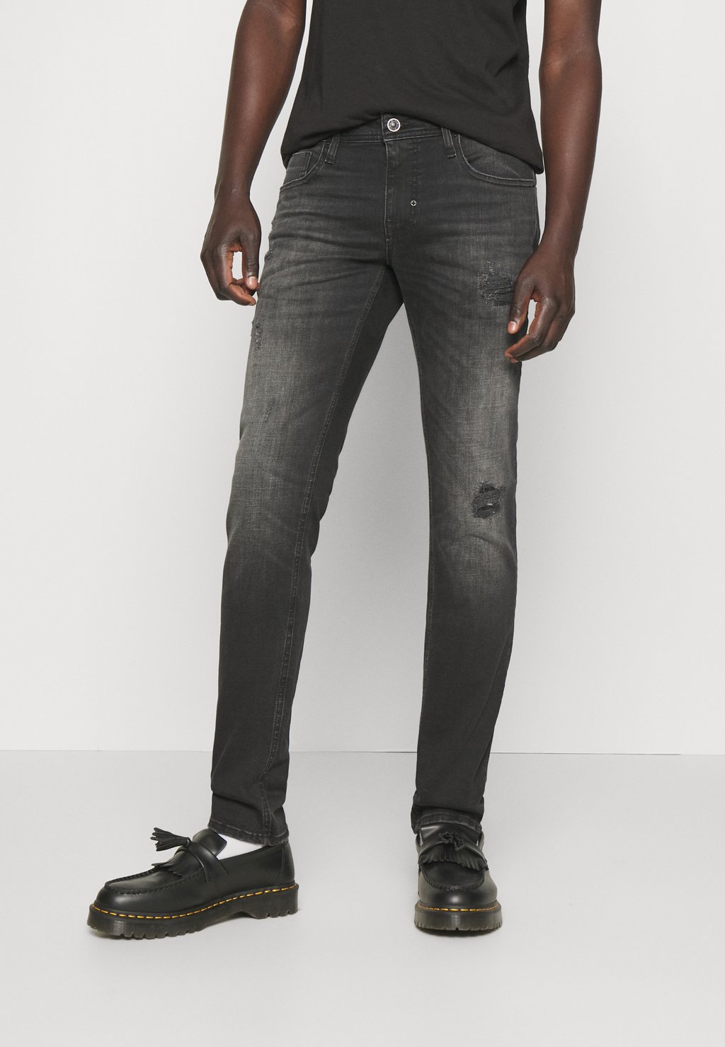 Джинсы Tapered Fit Ozzy Tapered Fit Jeans In Black Wash Stretch Denim Antony Morato, цвет black denim джинсы tapered fit ozzy antony morato цвет black