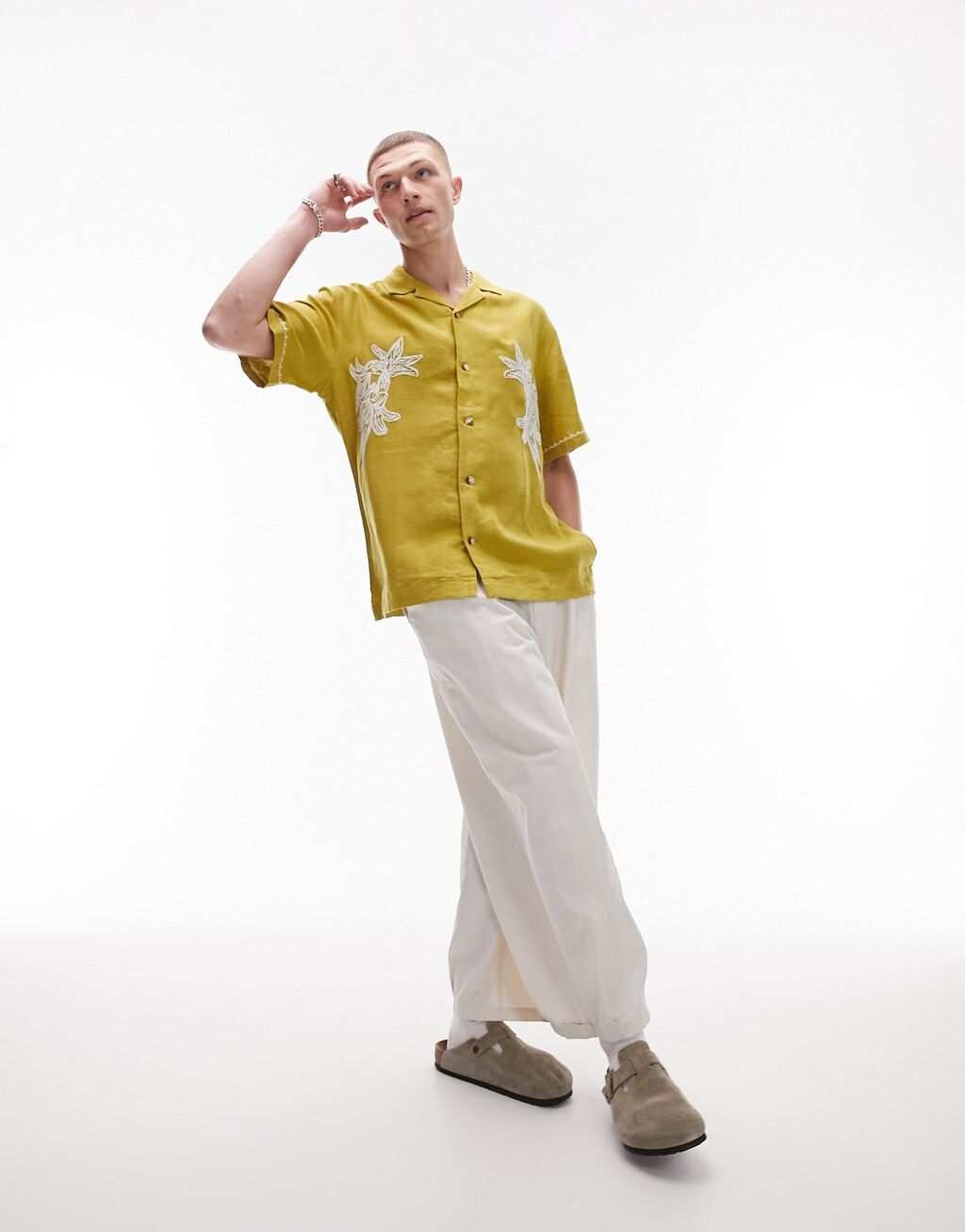 Зеленая рубашка с цветочной вышивкой Topman
