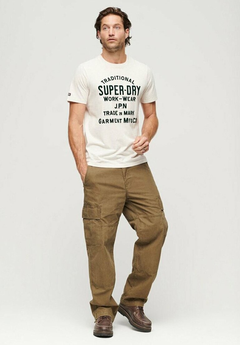 

Футболка с принтом ATHLETIC SCRIPT GRAPHIC Superdry, светло-желтый