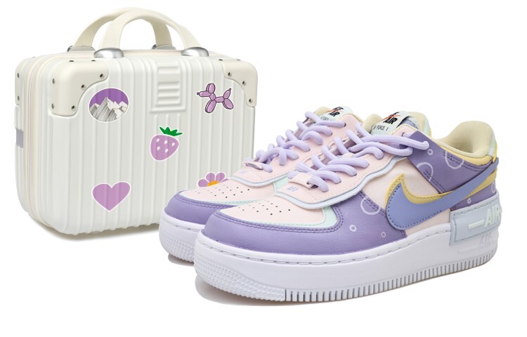 

Женские кроссовки для скейтбординга Nike Air Force 1