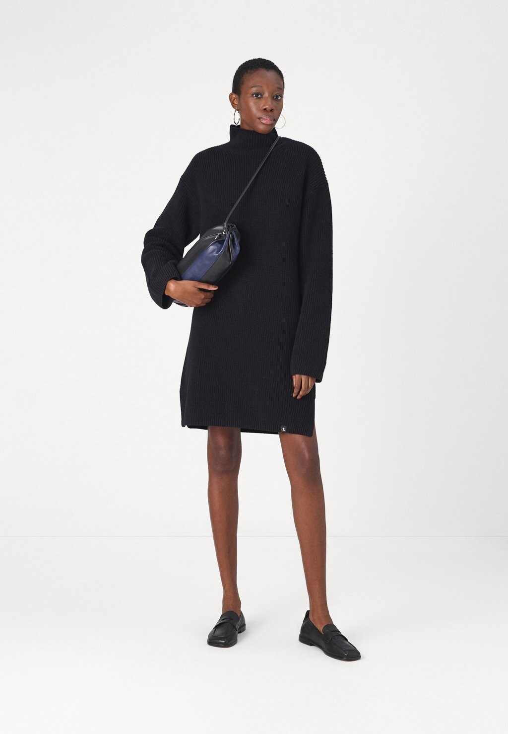 

Трикотажное платье CHUNKY LOOSE DRESS Calvin Klein, черный