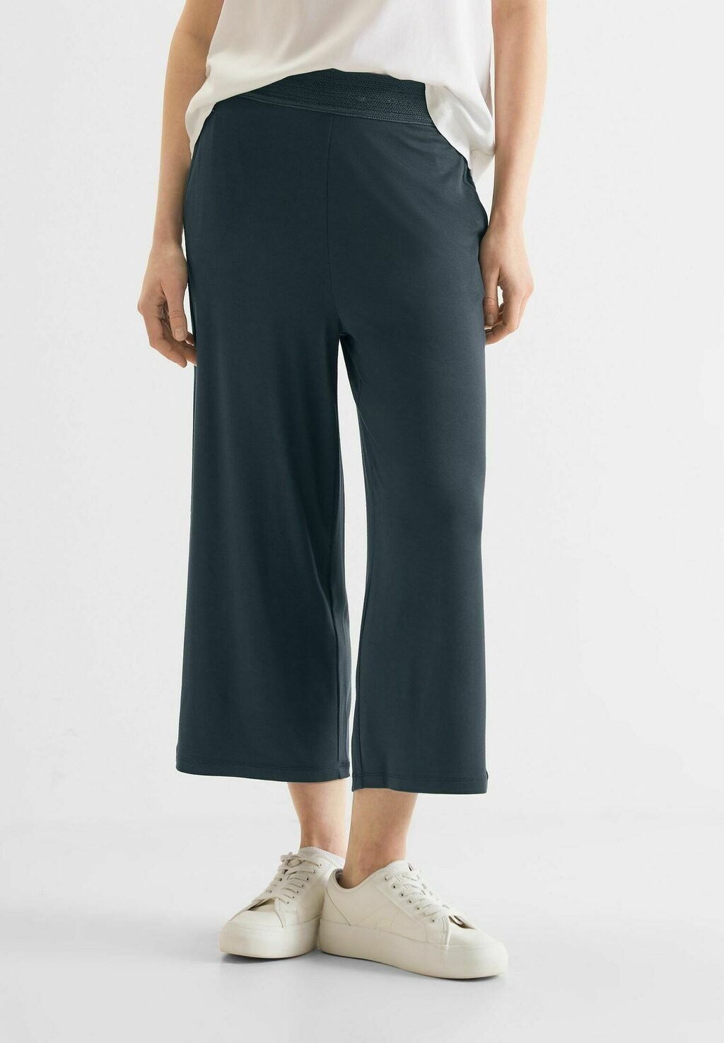 

Брюки LOOSE FIT Street One, цвет grün