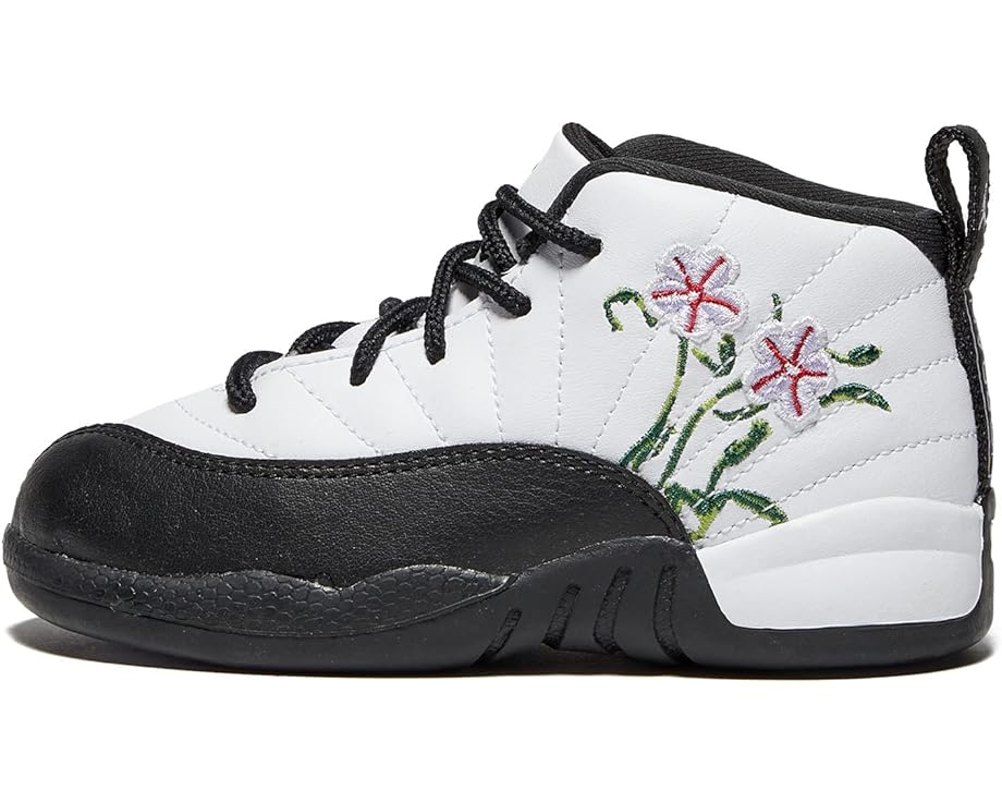 цена Кроссовки Jordan Jordan 12 Retro, цвет White/Black/Vivid Green/Lavender Mist