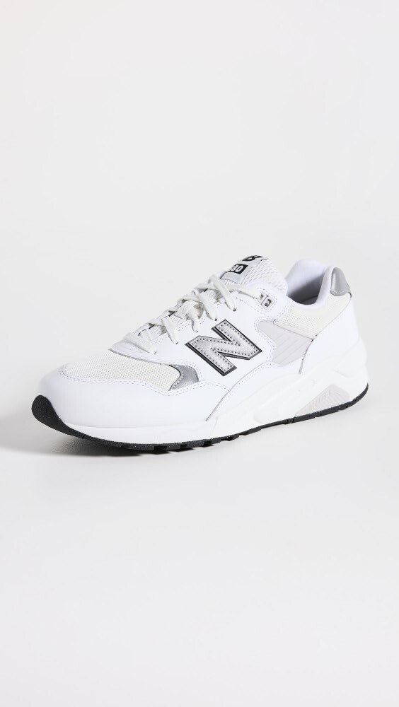 

Кроссовки New Balance 580, белый