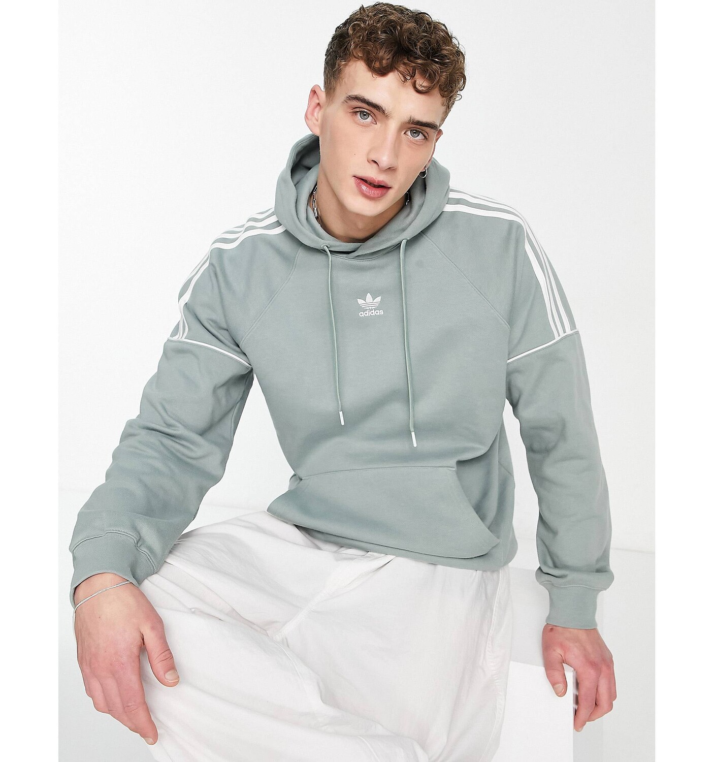 

Худи зеленого цвета с 3 полосками и логотипом adidas Originals Rekive