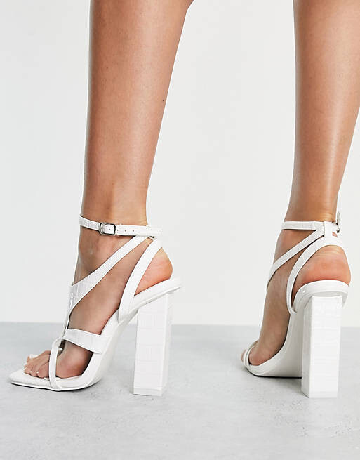 

Белые босоножки на блочном каблуке Public Desire Bring It
