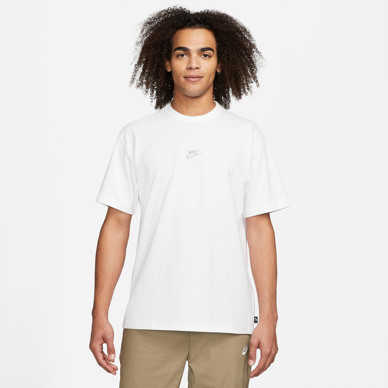 

Мужская футболка Nike Sportswear Premium Essentials, белый