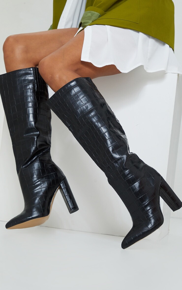 

PrettyLittleThing Черные широкие сапоги из искусственной кожи с крокодилом на высоком каблуке