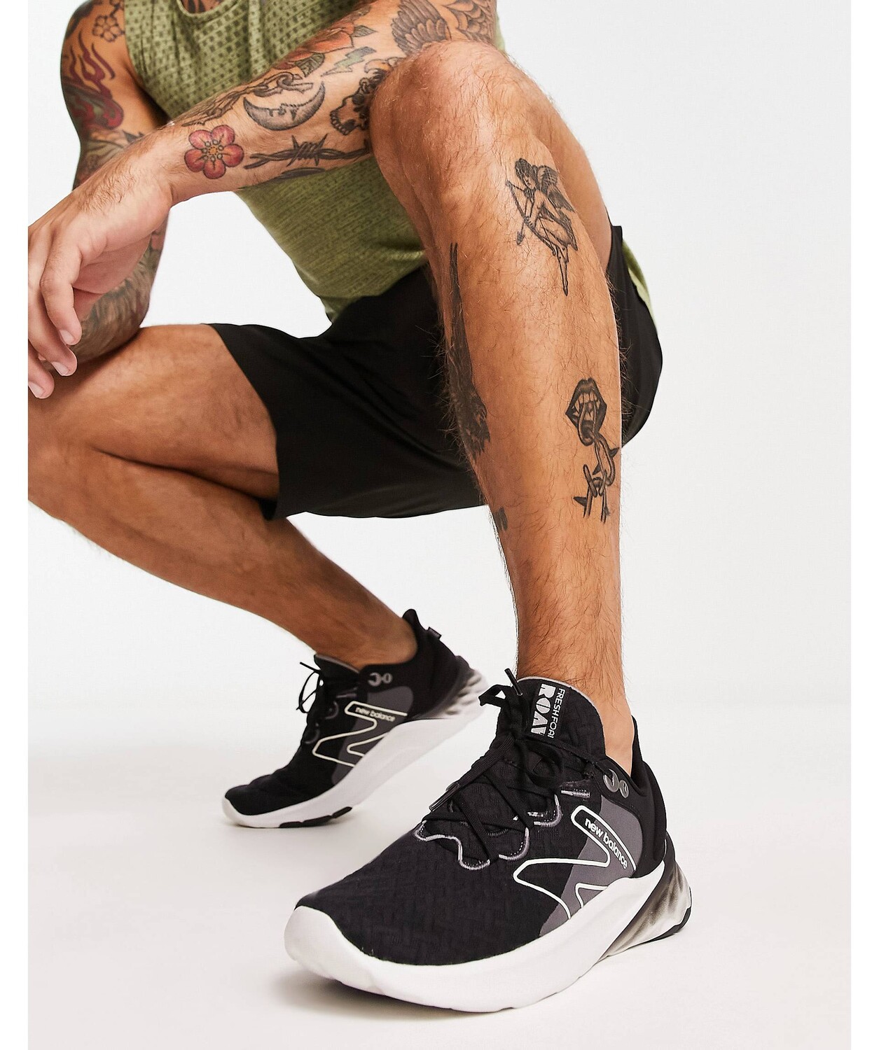 

Черно-белые беговые кроссовки New Balance Roav, Черный