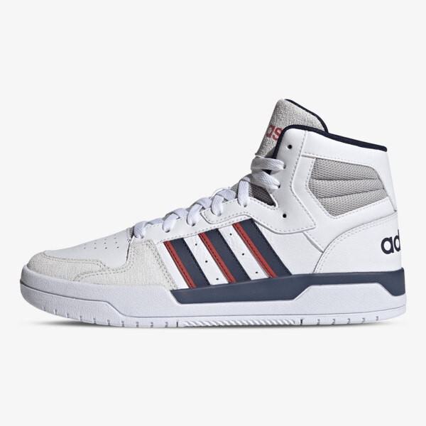 

Кроссовки захватывают середину Adidas