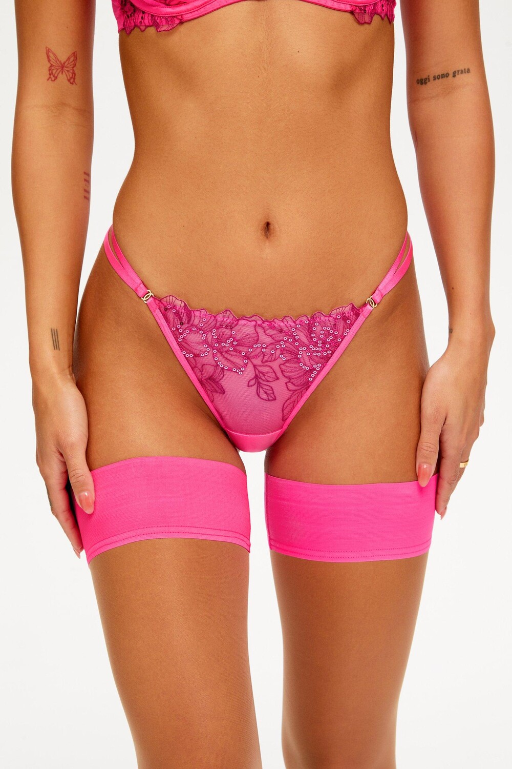 

Камилла Тонг Ann Summers, розовый