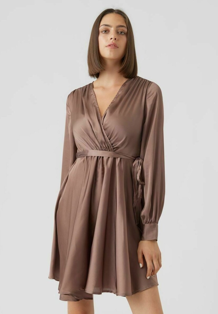 

Коктейльное платье Vero Moda, коричневый
