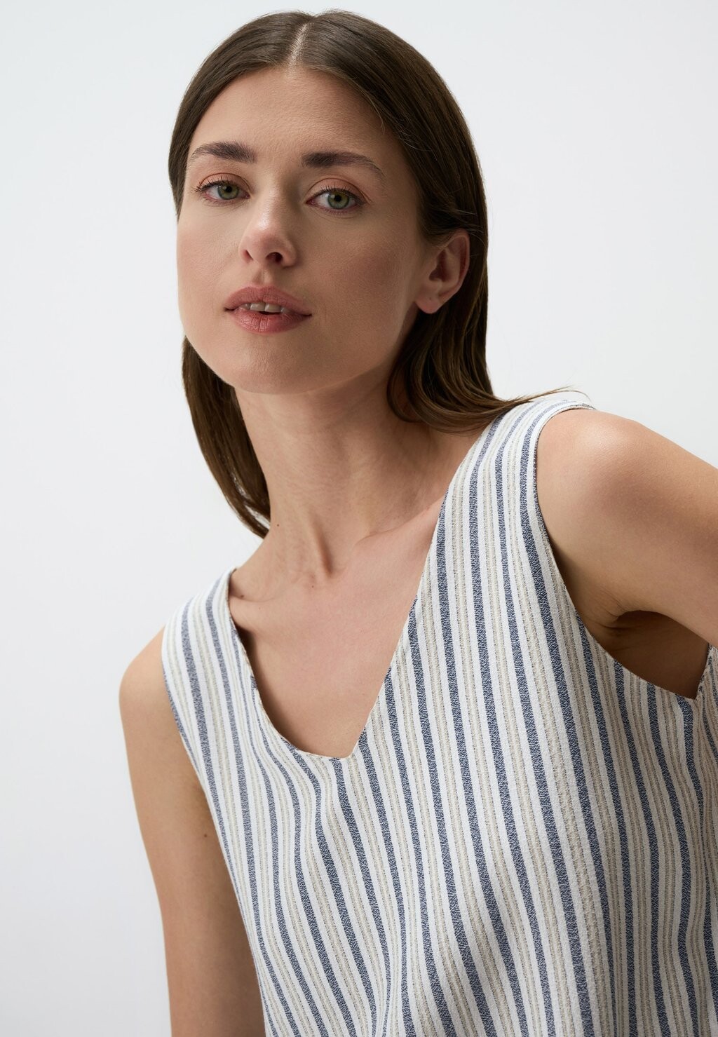 

Блуза V-NECK SLEEVELESS STRIPED Jimmy Key, кремовый