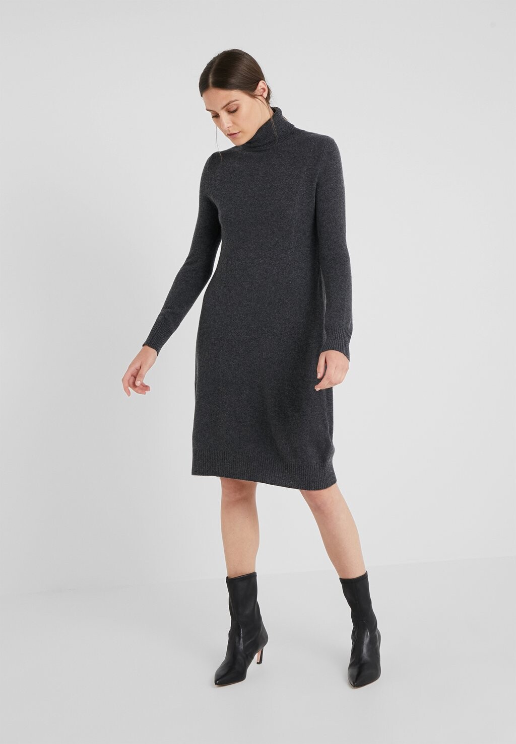 

Трикотажное платье pure cashmere