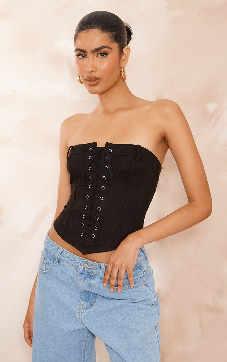 

PrettyLittleThing Черный корсет-бандо из искусственной замши со шнуровкой