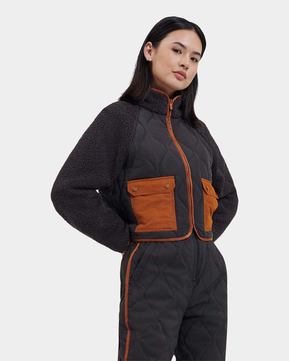 

Верхняя одежда Dayana Quilted UGGfluff Jacket UGG, черный