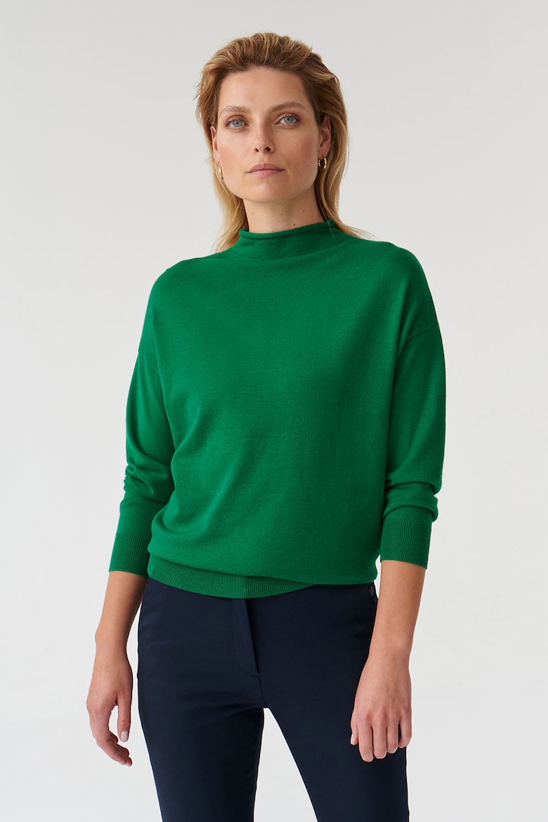 Пуловер Navi с заниженными рукавами тонкой вязки Tatuum, зеленый