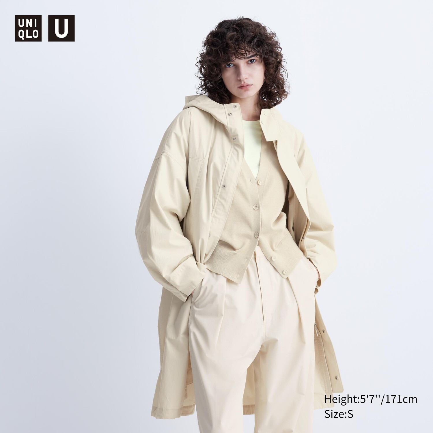 

Функциональное пальто UNIQLO, слоновая кость
