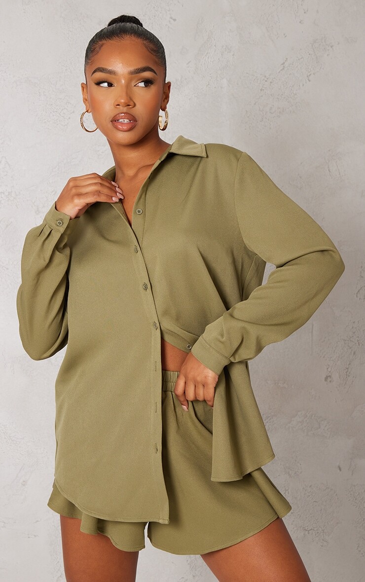 

PrettyLittleThing Рубашка оверсайз с длинными рукавами цвета хаки