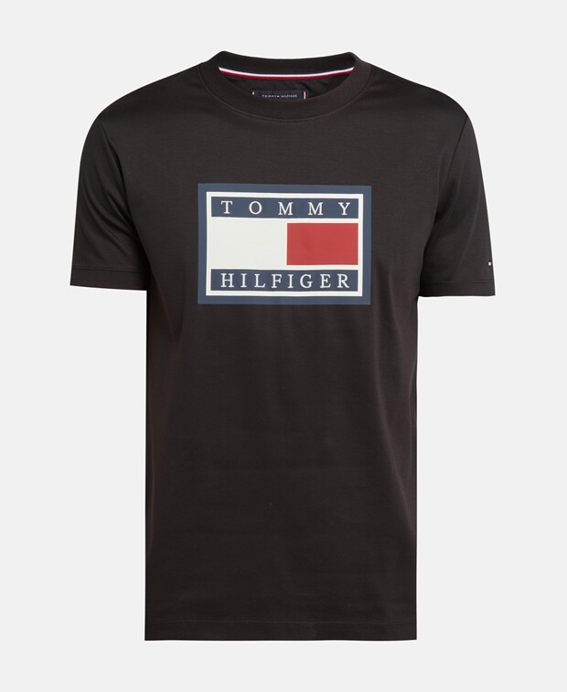 

Футболка Tommy Hilfiger, черный