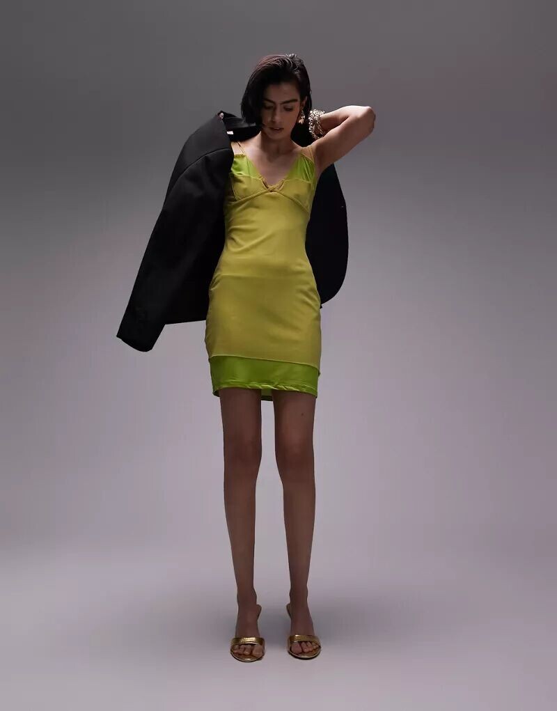 

Зеленое платье мини из многослойной сетки с вырезами Topshop