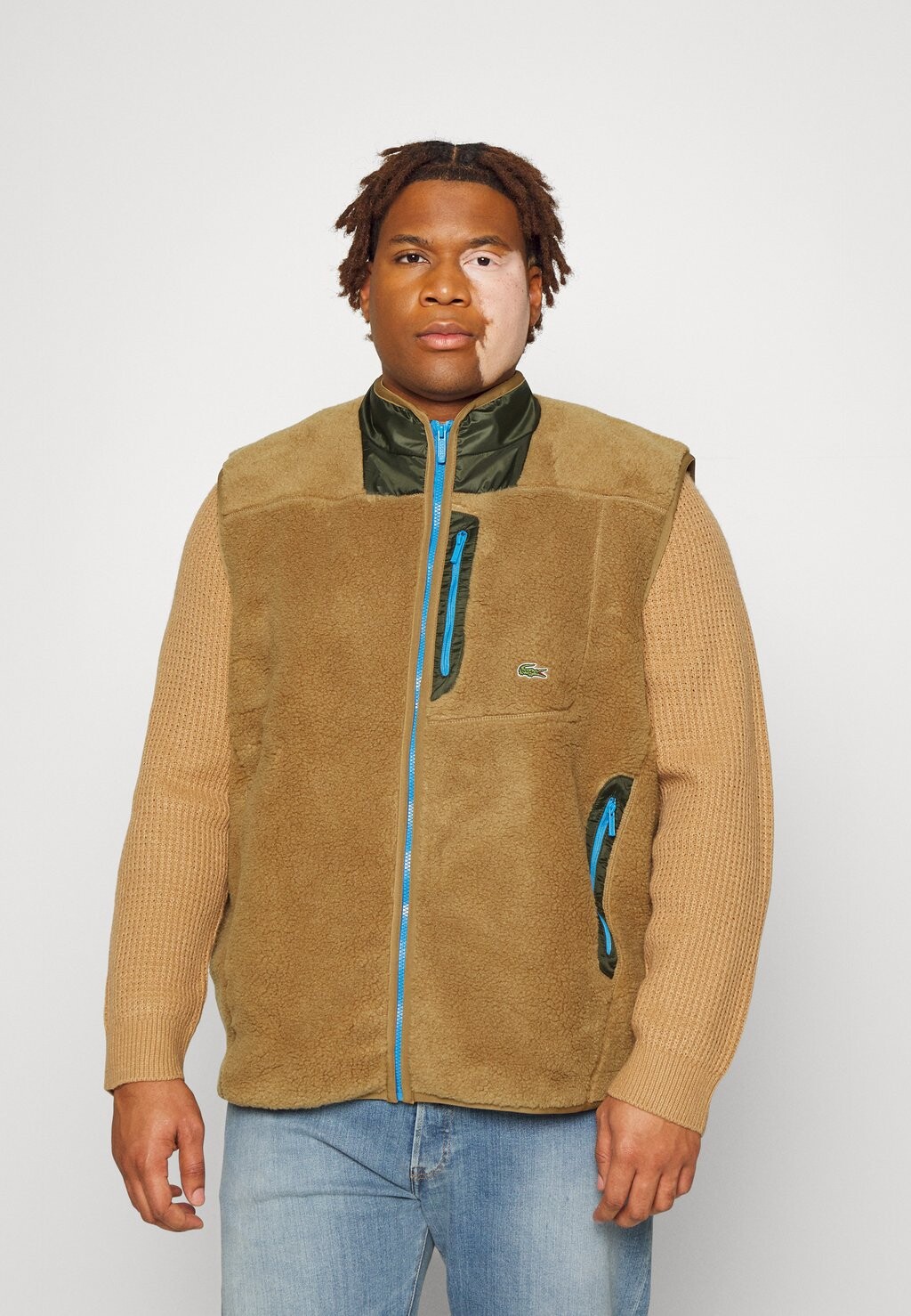 

Жилет Lacoste