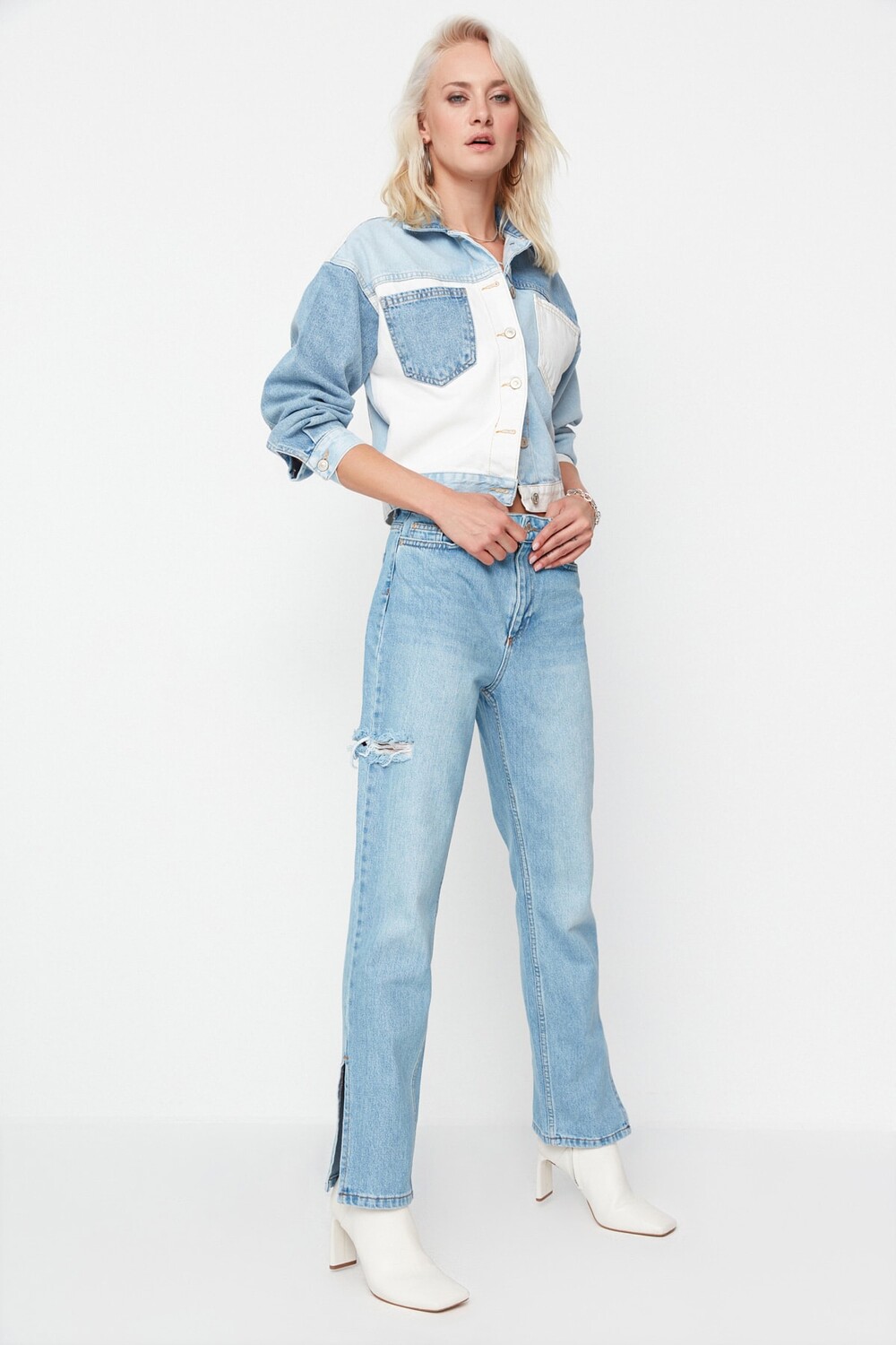 

Джинсы - Синий - Bootcut Trendyol, синий