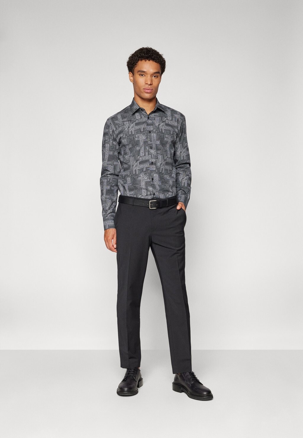 

Рубашка Shirt Modern Fit KARL LAGERFELD, чёрная/белая