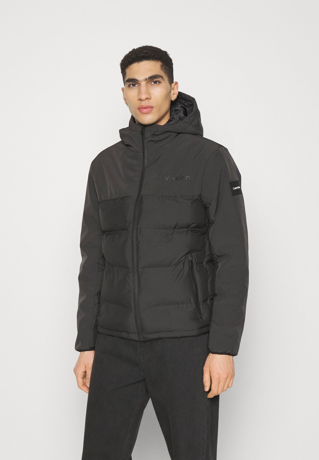 

Куртка Calvin Klein КУРТКА MIX MEDIA QUILT HOOD, черный