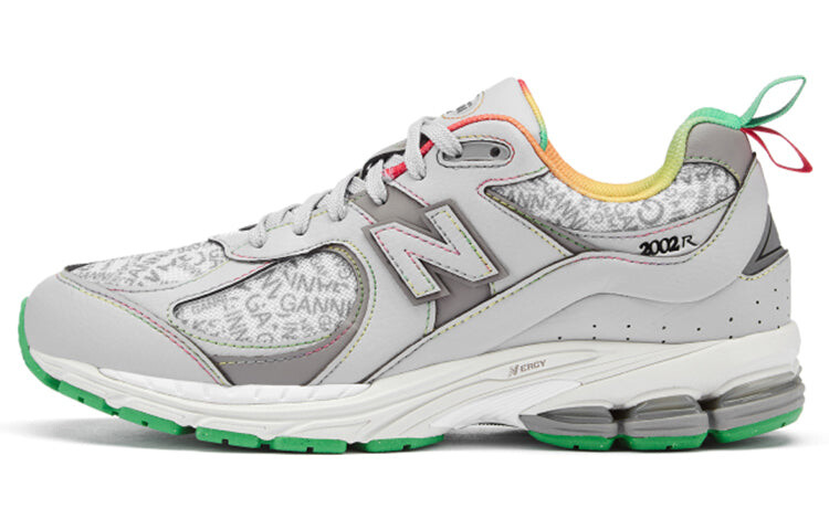 

Кроссовки унисекс GANNI x New Balance 2002R, серый