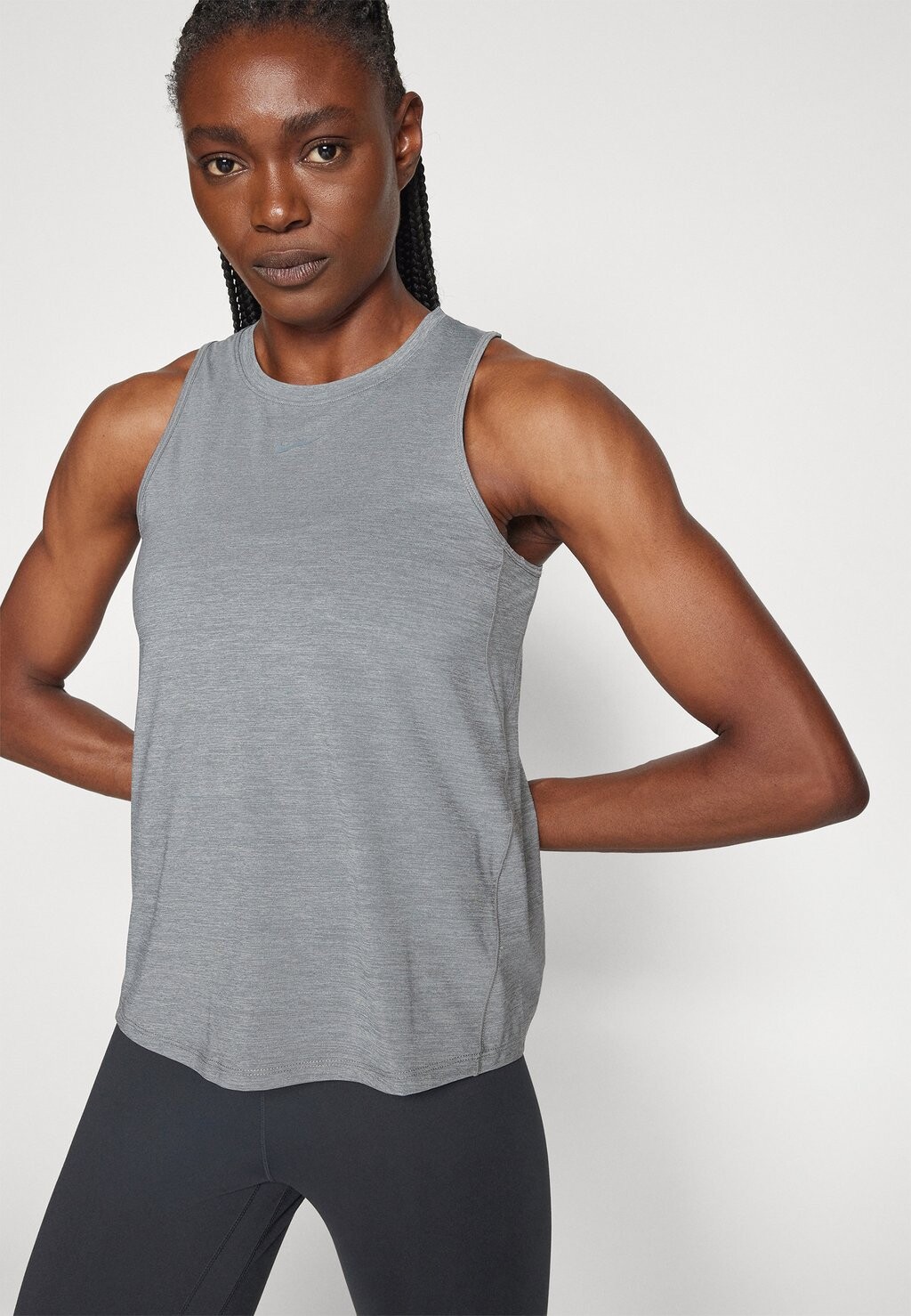 

Топ ONE CLASSIC TANK Nike, серый